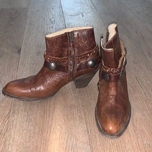 Brand new cowboy boots. Idyllwind by Miranda Lambert